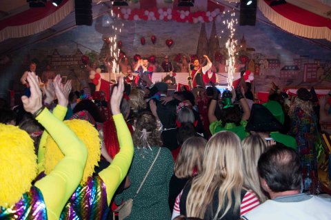 2025 – Kostuemsitzung